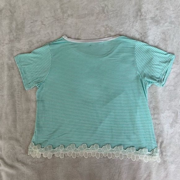 Living Doll Stripped Floral Lace Crop - Picture 6 of 6